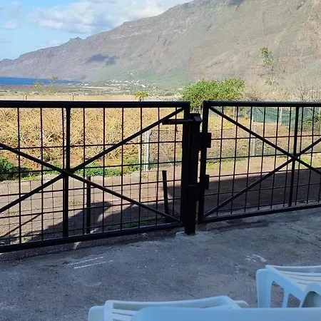 La Cuadra De Juan * Frontera